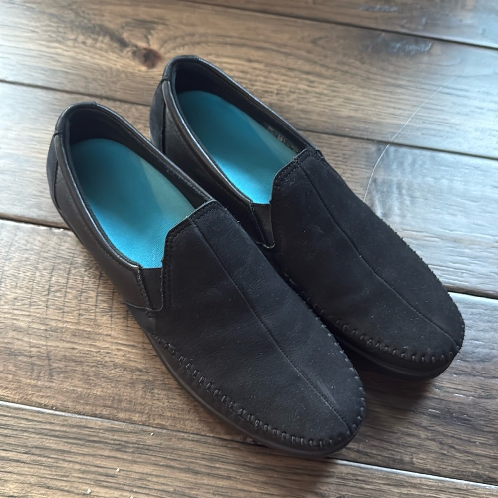 SAS Women's Dream Slip On Black Loafers 8.5 SLIM